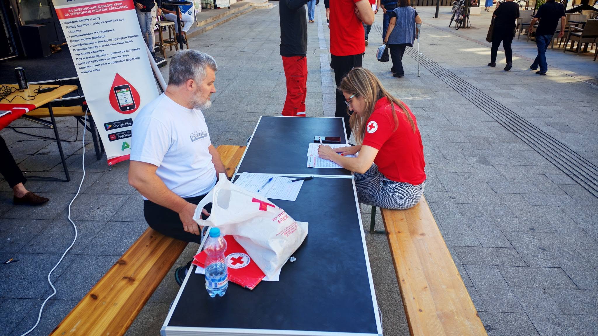 Фотографија из вести: ❤️🩸Акција ДДК и здравствено превентивна активност у оквиру прославе дана општине Алексинац ❤️🩺