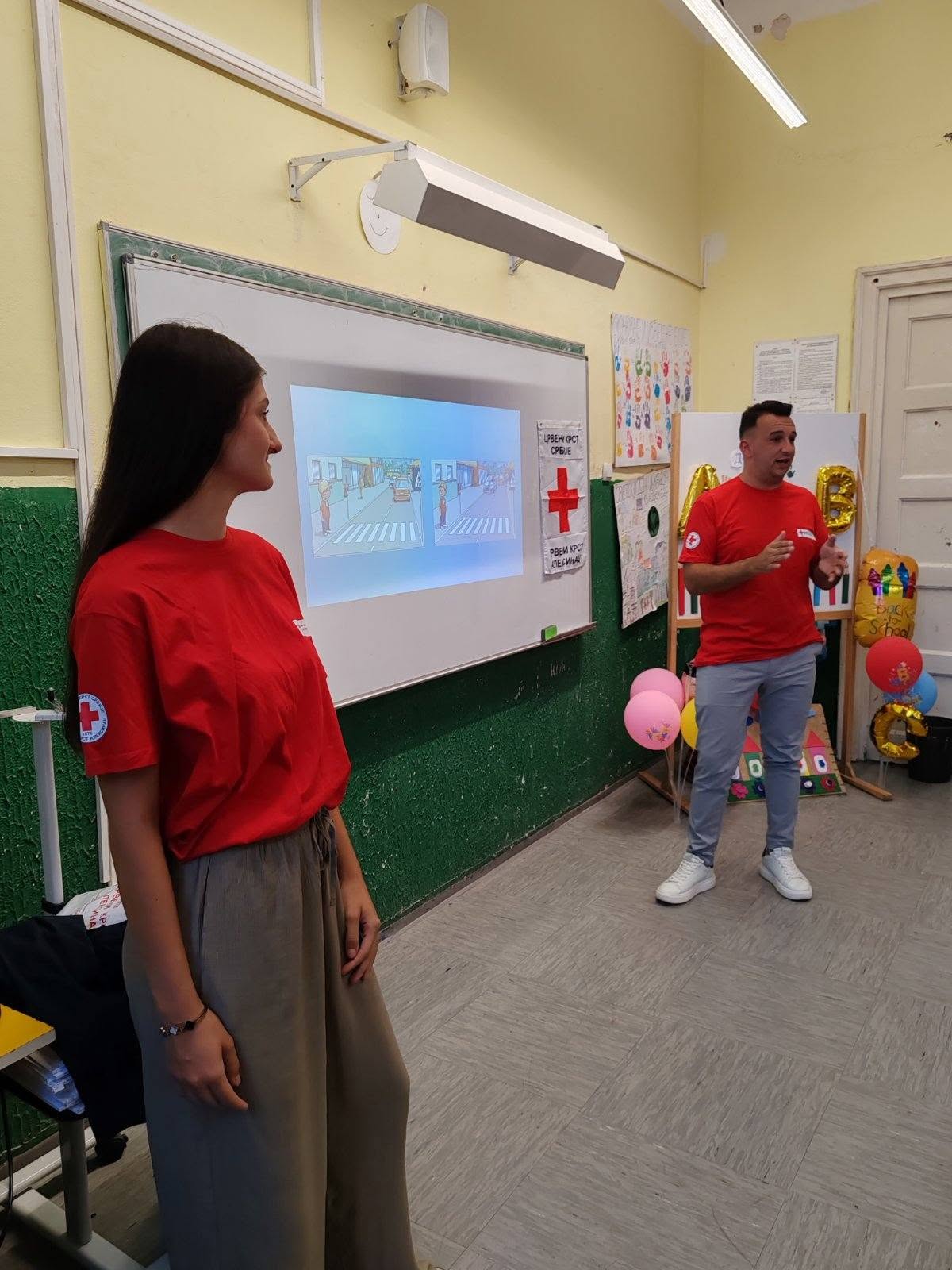 Фотографија 11 — 🚦📚 Едукација о безбедности деце у саобраћају 🚸👧👦